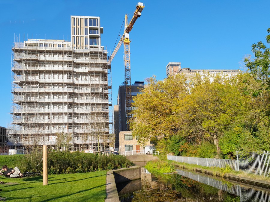 watertuinen Binnenvestgracht na 4 maanden binnenvestgracht versteende stad 28okt2021 kijkrichting Meelfabriek